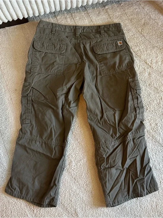 Carhartt Women’s Cropped Cargo Pants - Picture 6 of 6